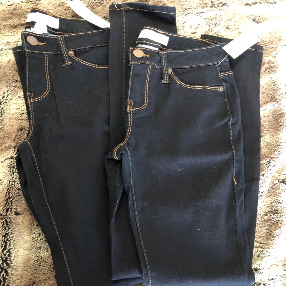 BNWT. 2 jeans size 5